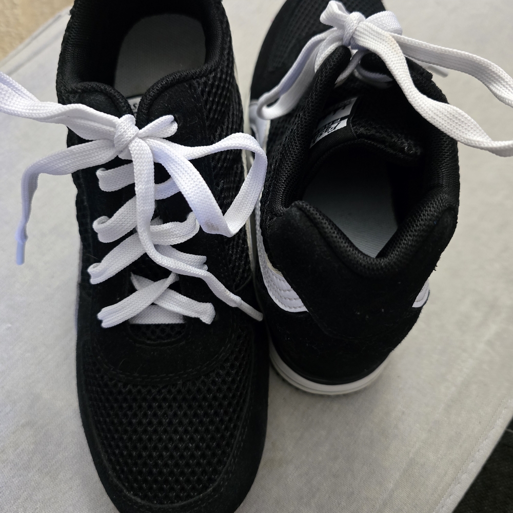 Women's Black and White Mesh Sneakers - Classic Casual Comfort - Picture 3 of 16